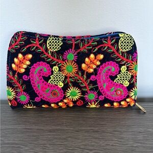 Floral Embroidered Zip Around Wallet – Multicolor (Unbranded)